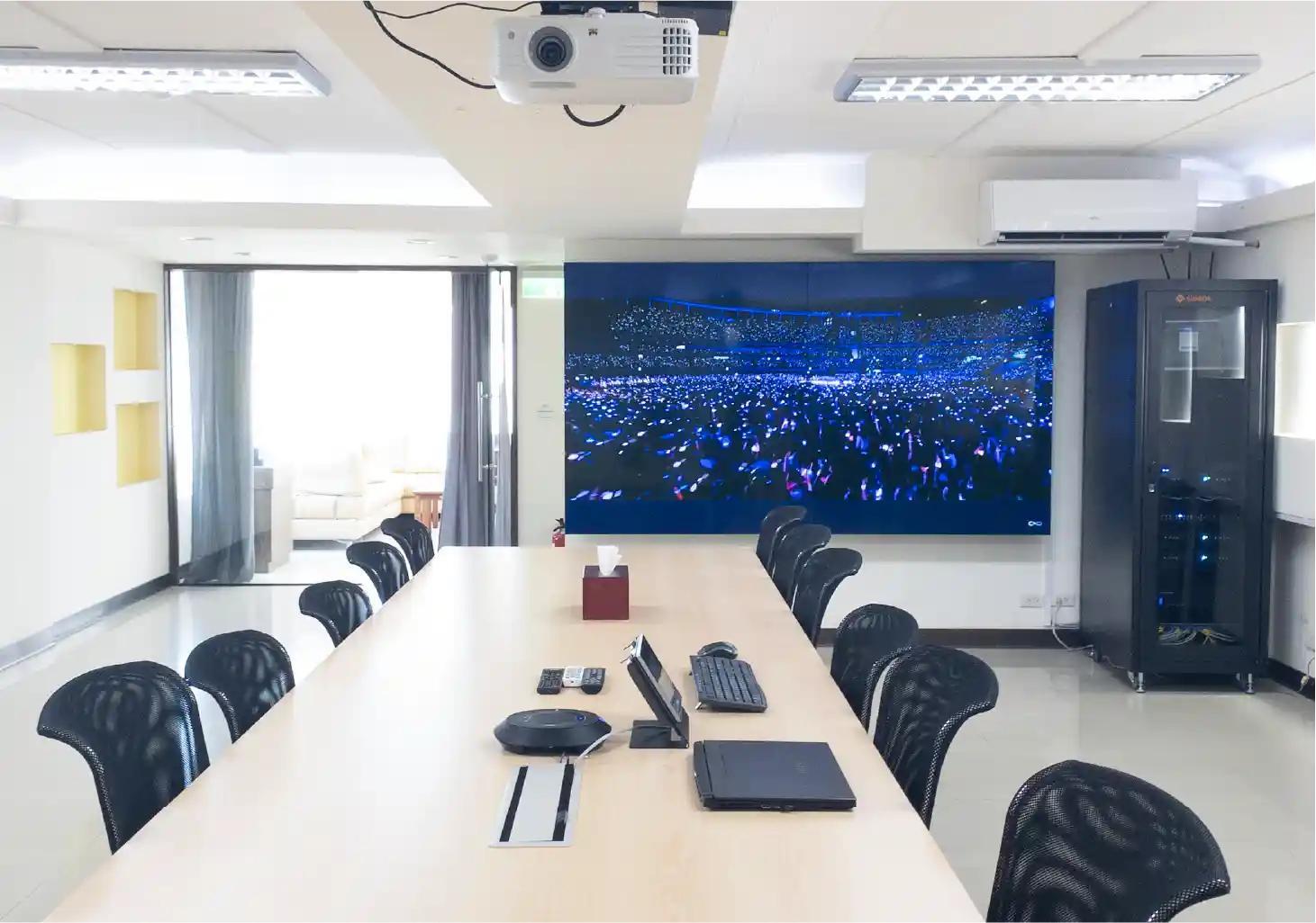 Enterprise AV Expansion with HDBaseT Matrix Routing