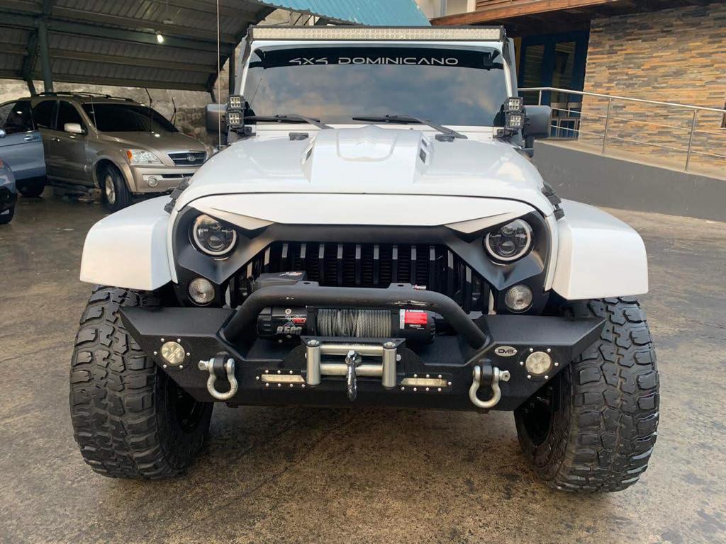 Jeeps Full Pal Monteo En Alquiler, Rentalo O Reservalo Ya!